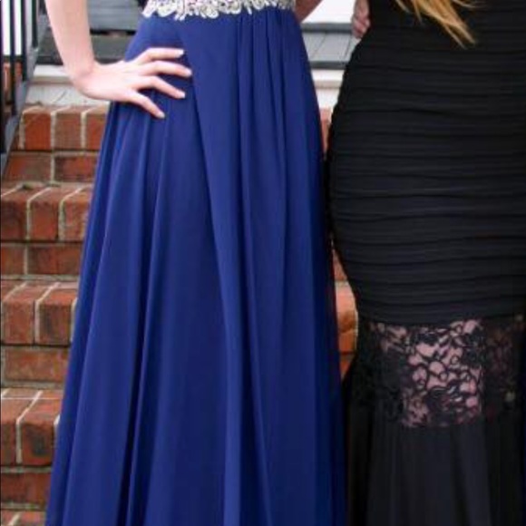 PROM DRESS RAVISHING SZ6 Formal Beaded Gown - Picture 4 of 6